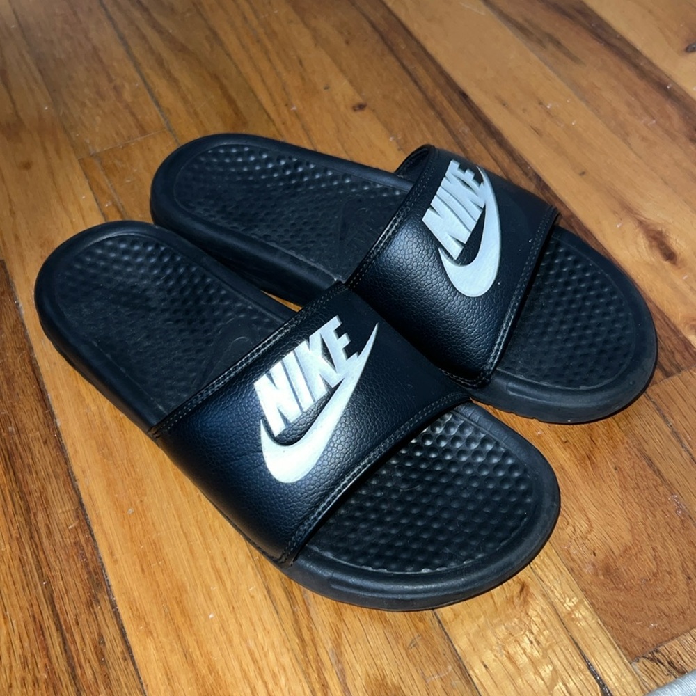 Nike slides